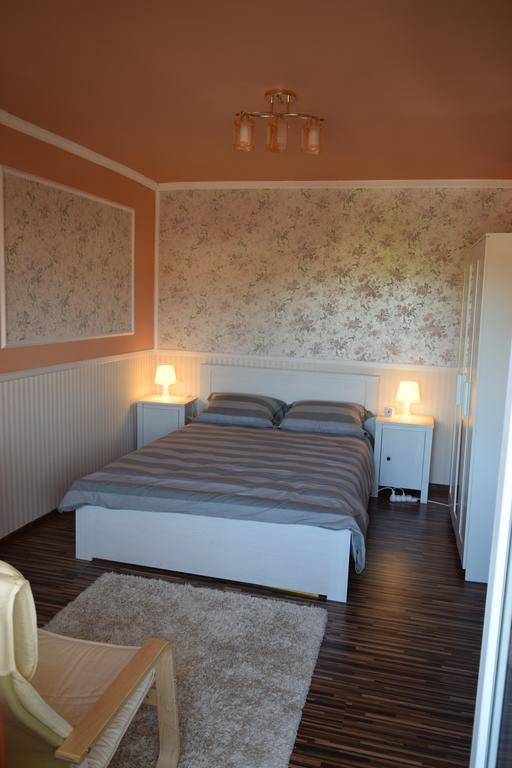 Apartament Pav- Semper Fidelis Hunedoara Zewnętrze zdjęcie
